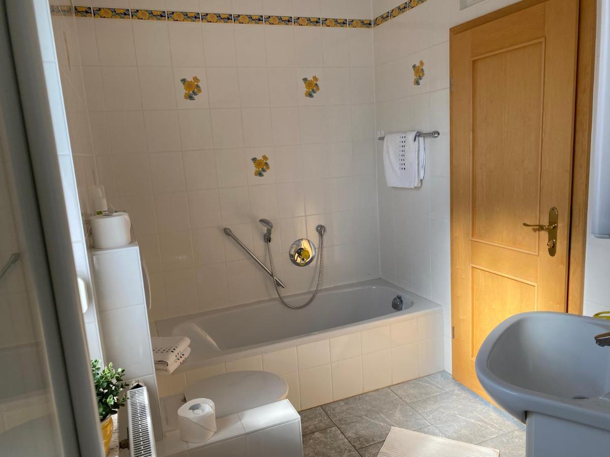 Ferienwohnung Im Vorbachtal Niederstetten ภายนอก รูปภาพ